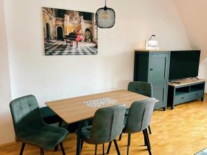 Φωτογραφία από το άλμπουμ του Schöne 2 Zimmer Wohnung am Zentrum von Naumburg σε Naumburg