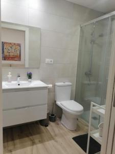 Ένα μπάνιο στο Apartamento en San Fernando +2 φωτογραφίες