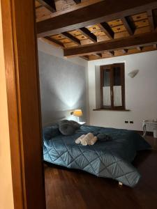 Postel nebo postele na pokoji v ubytování Borgo dei Duchi + 37 fotografií