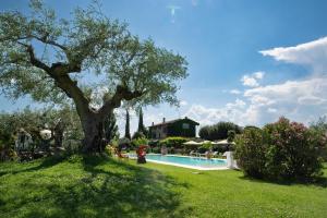 The swimming pool at or close to Tenuta San Masseo - boutique farm resort & SPA