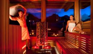 Hosté ubytování ABINEA Dolomiti Romantic SPA + 37 fotografií