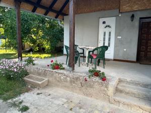 A garden outside Studio Lejla