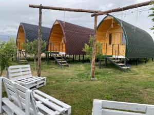 Zahrada ubytování Guesthouse Snow Leopard - 'Ak Ilbirs'