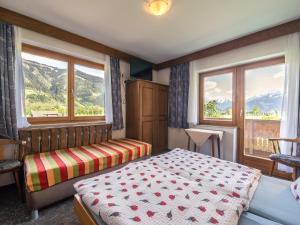 Posteľ alebo postele v izbe v ubytovaní Contemporary Apartment in Maishofen near Ski Area