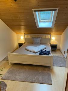 Postel nebo postele na pokoji v ubytování Apart schöne Aussicht