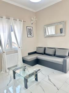 Foto dalla galleria di Aiginetan Apartments a Città di Egina