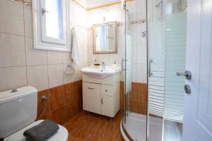 Kúpeľňa v ubytovaní Pantazis Studios in Agios Nikitas + 37 fotografií