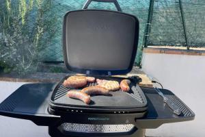 Gril dostupný pro hosty v prázdninového domu