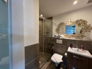 Ένα μπάνιο στο Ferienwohnung Ankerlicht2 +13 φωτογραφίες