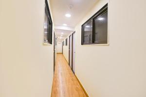 Fotografija v galeriji nastanitve FabHotel Metro Galaxy Inn v mestu Mumbai