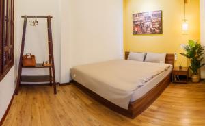 Gallery image of Rail & Rest Homestay - Railway View in Hanoi