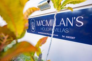 Certifikát, hodnocení, plakát nebo jiný dokument vystavený v ubytování Macmillan's Holiday Villas