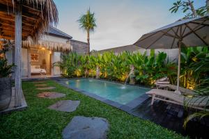 Piscina di The Macaw Ubud Green Uma Villa o nelle vicinanze