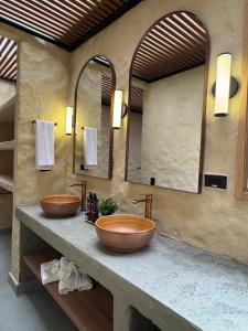 Casa cedro by tesorito fincas exclusivasにあるバスルーム +29枚の写真
