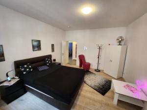 Χώρος καθιστικού στο MD- City, EG, Top in Preis- Leistung, Lage, Deluxe App mit 2 Schlafzimmer, Merkmale Qeensize Bett, Romantk DZ