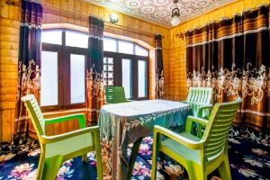 Posezení v ubytování Hotel O Brein Nishat