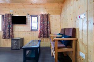 TV a/nebo společenská místnost v ubytování Hotel O Brein Nishat
