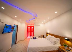 Katil atau katil-katil dalam bilik di 2BR Luxury Apartment in Heart Of Nightlife Area
