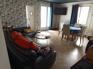 Gallery image of L'escale du lac in Saint-Julien-des-Landes