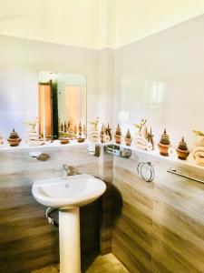 Fotografie z fotogalerie ubytování Sri White Villa Airport Boutique Hotel v destinaci Katunayaka