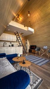 Posezení v ubytování Holiday Cabins