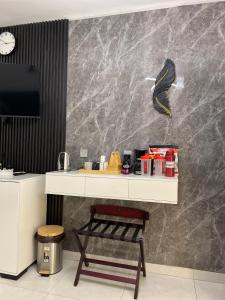 Kuchyň nebo kuchyňský kout v ubytování Eden Hotel
