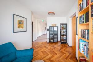 Knihovna v hotelu
