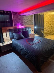 Ein Bett oder Betten in einem Zimmer der Unterkunft Beauty Sun love