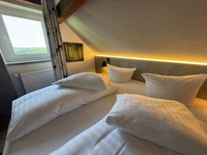 Postel nebo postele na pokoji v ubytování Hotel Miriquidi All Inklusive