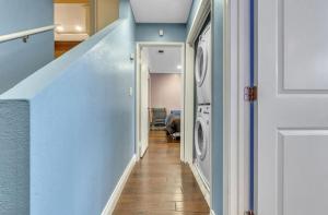 Gallery image of Condo Near LAX & Sofi in Los Angeles