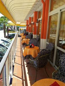 A balcony or terrace at Hotel Paron