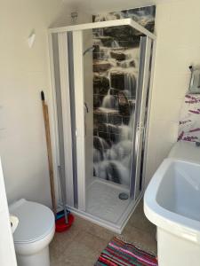 A bathroom at Tana Dell'Orso