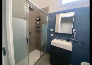 Phòng tắm tại Casa Vacanza Boeo con Jacuzzi