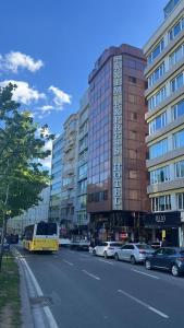 The building in which a szállodákat is located