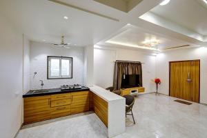 Kuchyň nebo kuchyňský kout v ubytování The leaf resort Mahabaleshwar