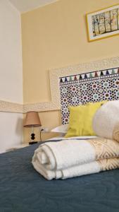 Katil atau katil-katil dalam bilik di Riad Nostalgie of Tetouan