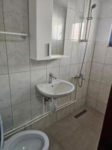 Koupelna v ubytování Esko Rooms
