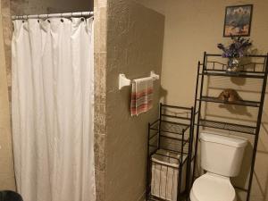 Ένα μπάνιο στο Englewood BeachHouse +7 φωτογραφίες