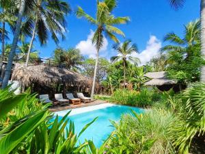 A piscina localizada em Vila do Junco ou nos arredores