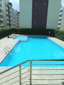 Bazén v ubytování Bela Getaway Homes Two bedroom all ensuite Apartment nebo v jeho okolí