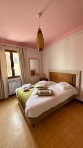 Postel nebo postele na pokoji v ubytování Hôtel La Muette