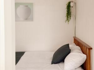 Seoul Hideout Onejin-동묘,동대문,DDP,동묘앞역2분, 공항버스2분 객실 침대