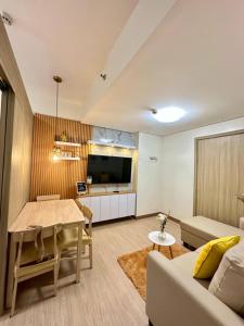 Μια τηλεόραση ή/και κέντρο ψυχαγωγίας στο Yates Staycation