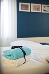Postel nebo postele na pokoji v ubytování 4citywindows