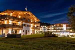 Budynek, w którym mieści się hotel