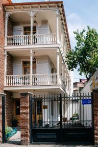 Balkón nebo terasa v ubytování Sota Metekhi Hotel Tbilisi