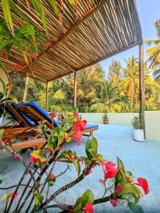 Swimmingpoolen hos eller tæt på the moon coliving & holiday apartments