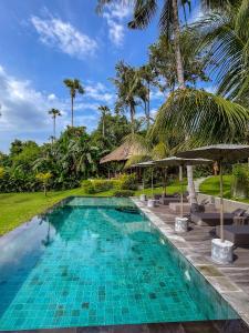 Kolam renang di atau di dekat Lempuyang Boutique Hotel