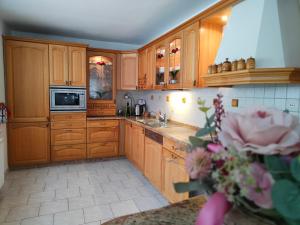Kuchyň nebo kuchyňský kout v ubytování Apartmá Gister ski and wellnes