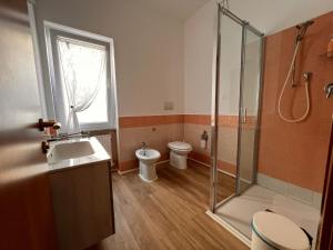 Koupelna v ubytování L'arancio B&B